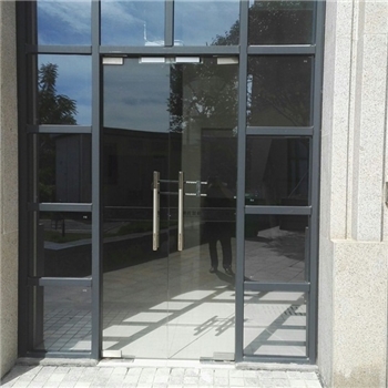 南京電子工廠(chǎng)廠(chǎng)房系統(tǒng)防火門(mén)窗安裝